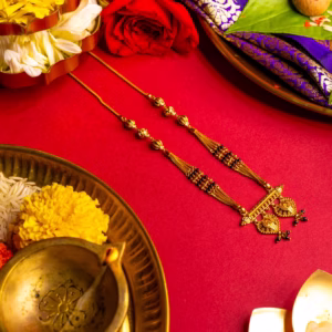 Traditional gold double vati mangalsutra with black beads